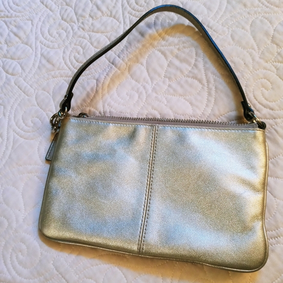 Coach Legacy Zippy Silver Metallic Leather Large Wristlet/Baguette - Picture 7 of 10